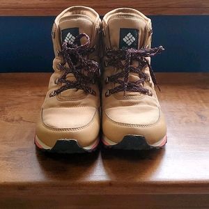 Columbia Boots